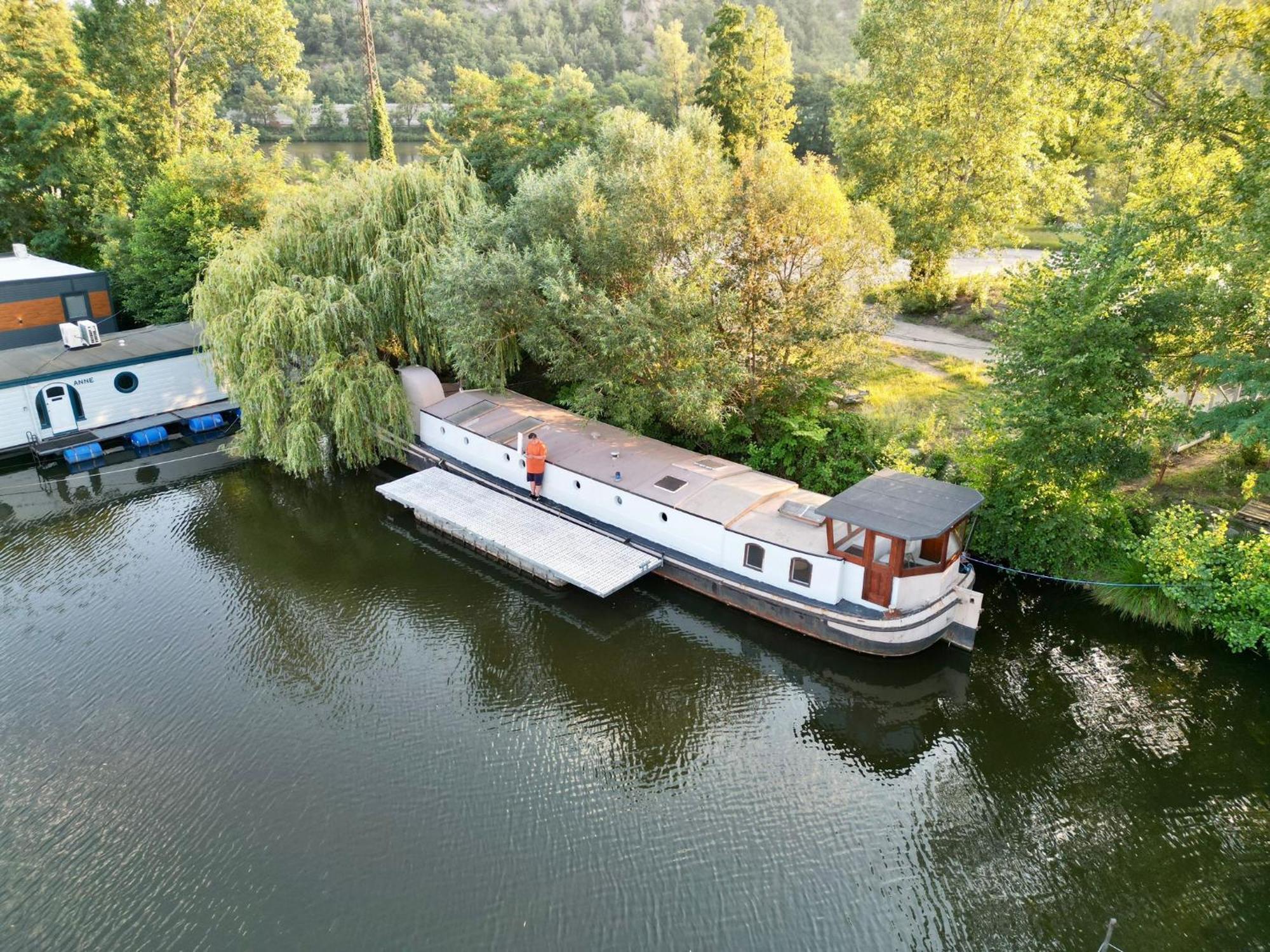 Prague On Boat, Privat Pier, Free Parking酒店 外观 照片